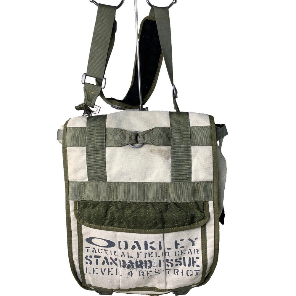Oakley Tactical Field Gear Standard Issue Canvas Messenger Bag Adjustable Strap